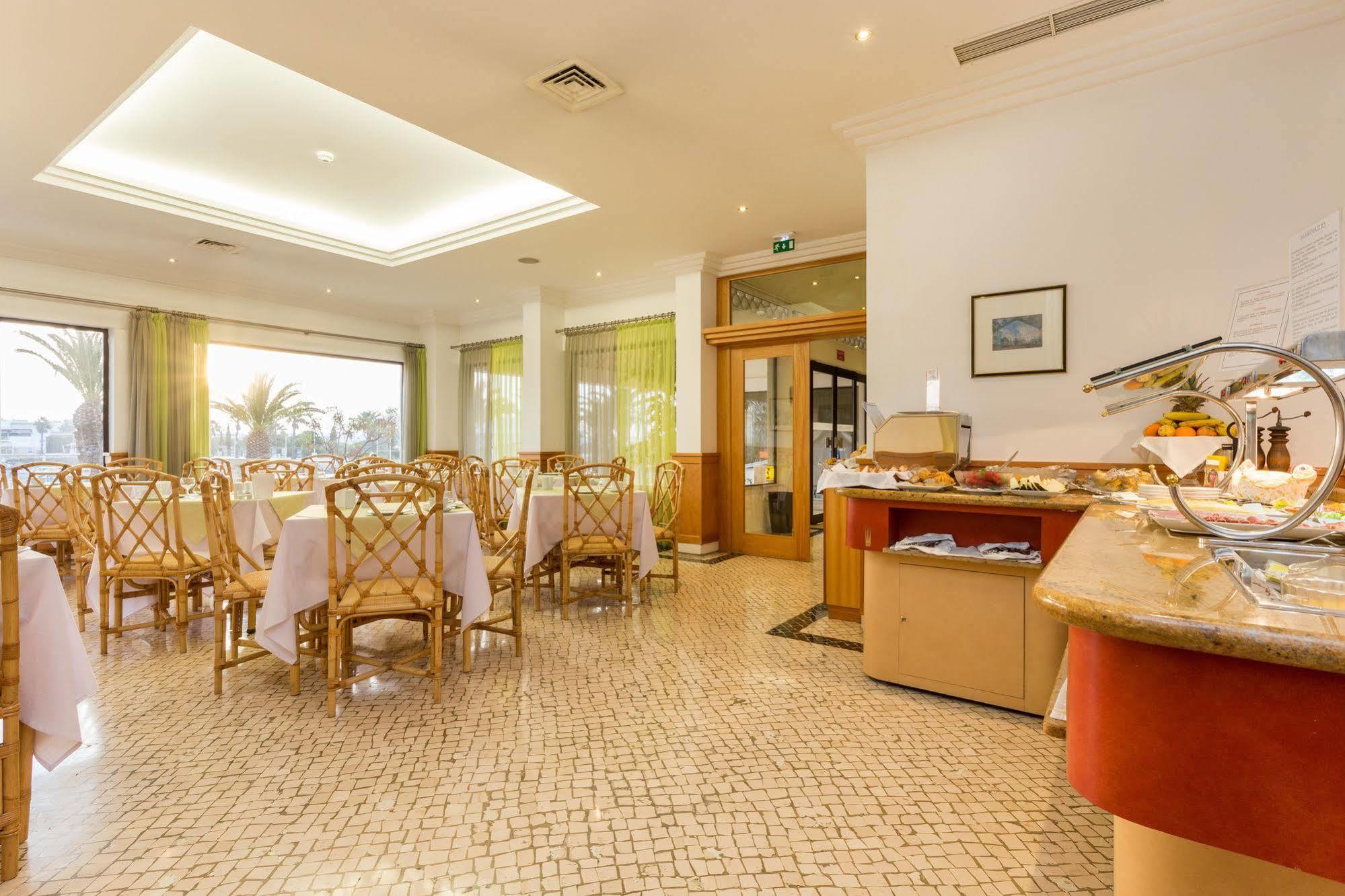 Hotel Marina Rio Lagos Kültér fotó